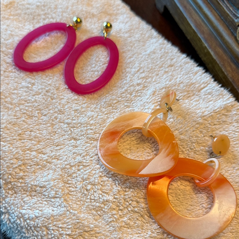 4/$20 Pink and Orange Hoop Earrings Set